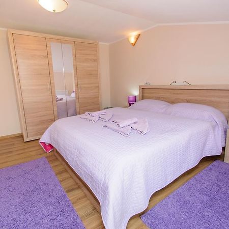 Apartament Alpha Apartment บิสตริซา ภายนอก รูปภาพ