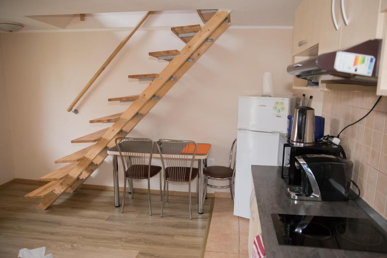 Apartament Alpha Apartment บิสตริซา ภายนอก รูปภาพ